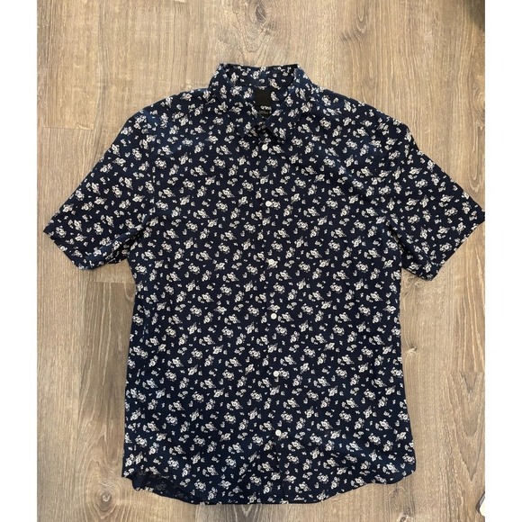 H&M Shirt Mens Size Large Navy Blue White Floral Print Button Up‎ Short Sleeve - Picture 1 of 5